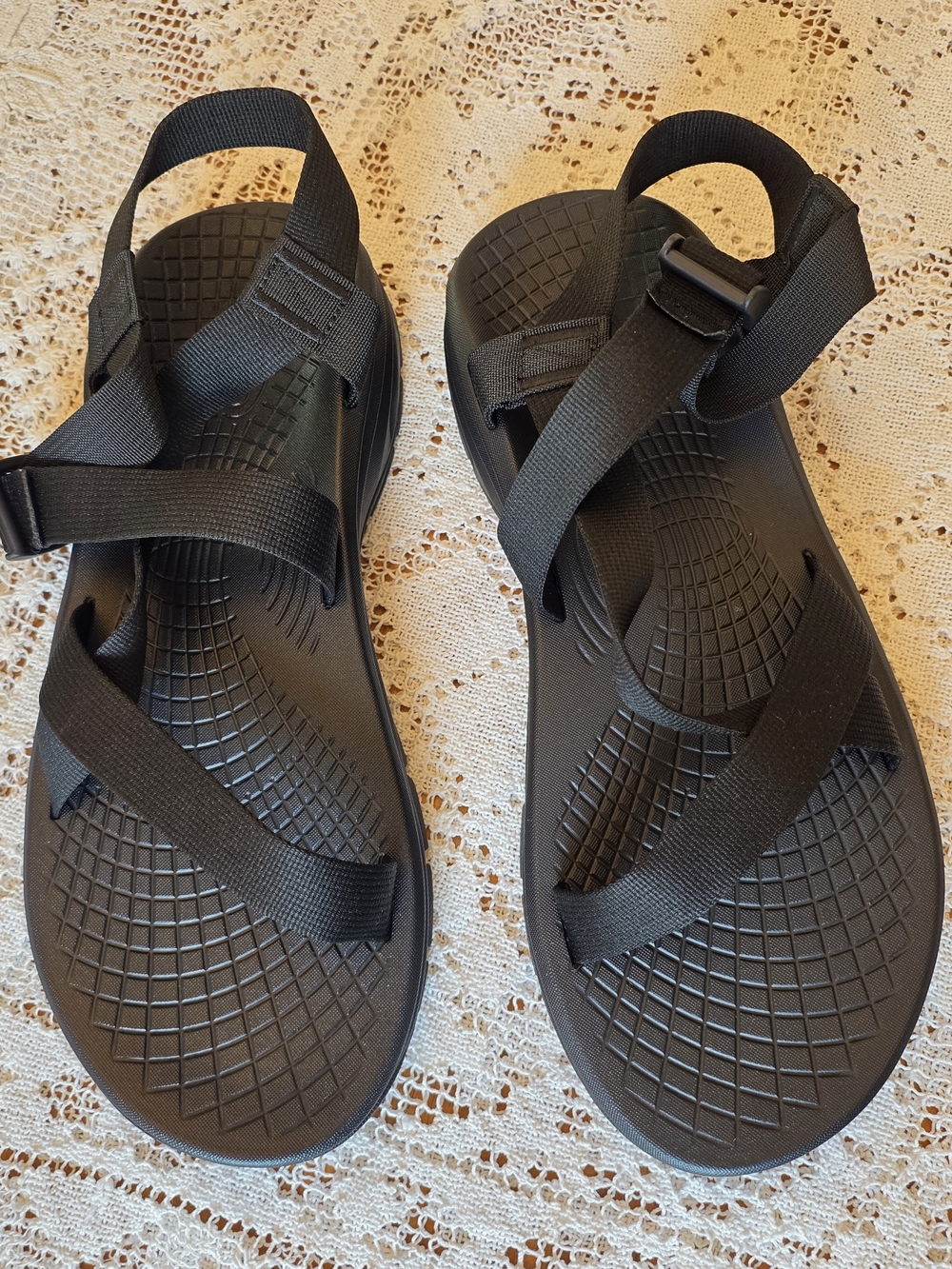 CHACO Men's Black Strapped Sport Sandals Adjustable Ankle Strap ZVOLV2, Sz 13